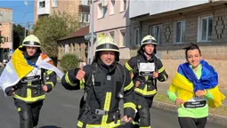 Бігли за Героїв: у Ковелі рятувальники долучились до патріотичного забігу (фото)
