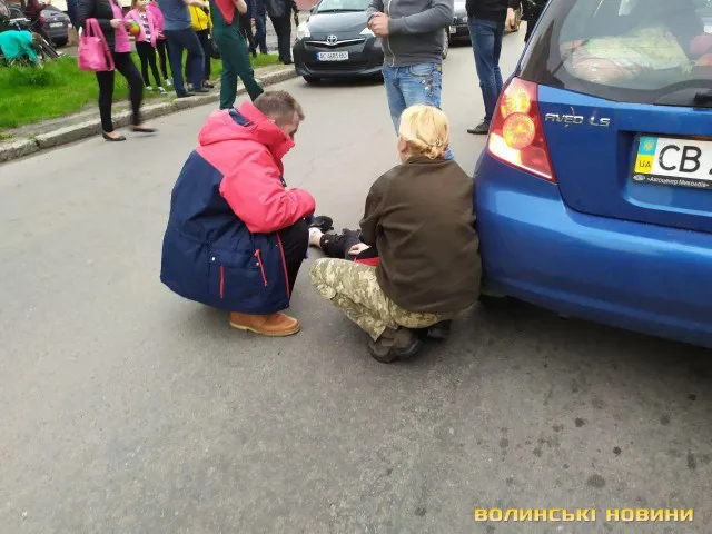 У Луцьку школярка потрапила під авто (фото)