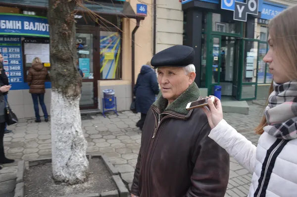 Святкувати не можна скасувати: як лучани ставляться до 8 березня