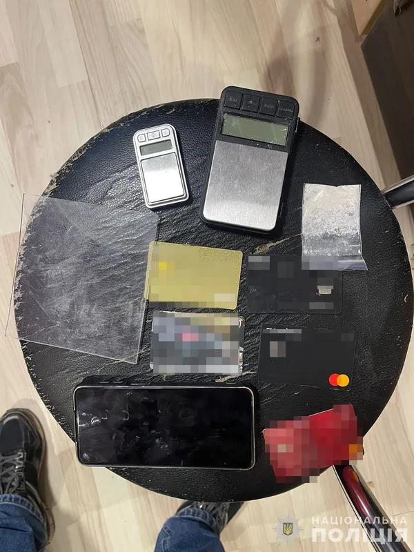 Заробляли понад пів мільйона щомісяця: на Волині затримали банду наркобариг (фото, відео)