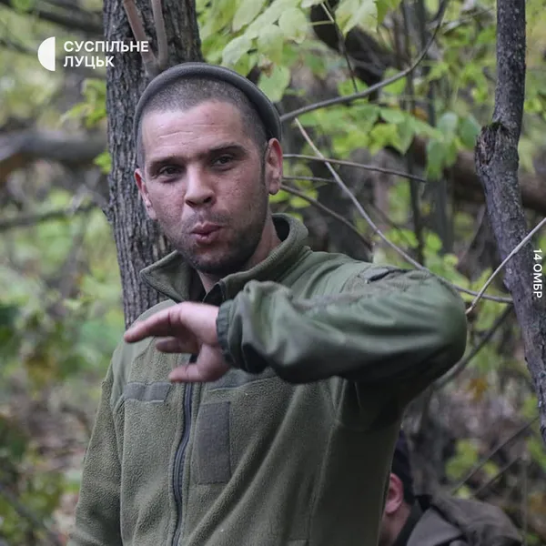 «Посмішка, втома, жарти...»: у мережі показали емоції бійців 14 ОМБр після важкого бою (фото)