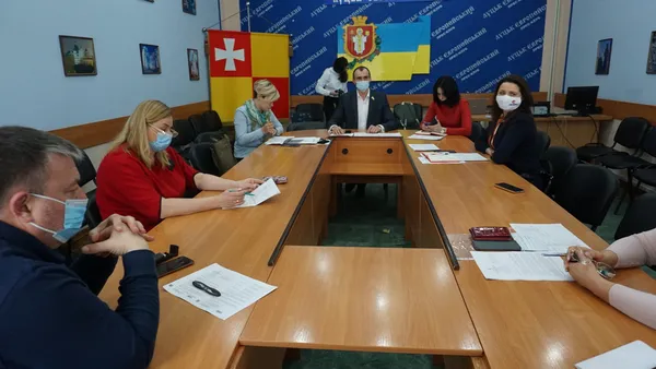 На освітній комісії у Луцьку обговорили проблему школи у Кульчині