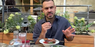 Що і за скільки їв відомий фудблогер у Луцьку: гастротур містом (відео)