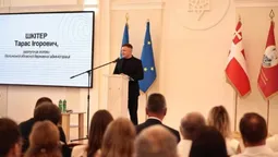 Про ремонти укриттів та нові харчоблоки: Тарас Шкітер виступив на колегії освітян