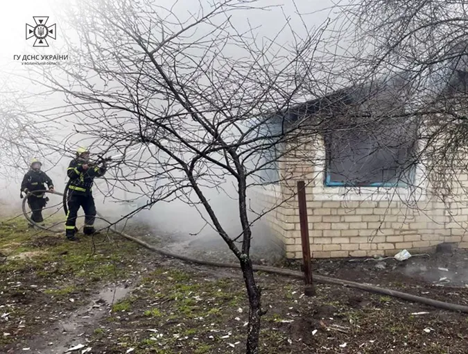 На Волині вночі та зранку сталися дві пожежі (фото)