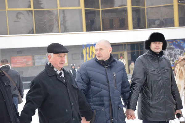 Голова Волинської облради Ігор Палиця (посередині) та депутат облради Вячеслав Рубльов