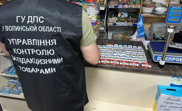 На Волині в магазині знайшли купу алкоголю та сигарет без акцизних марок