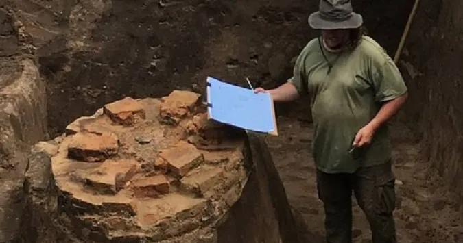 В Острозі відкопали унікальну ливарню XVII століття (фото)