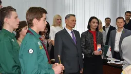 Пластуни принесли у Луцькраду  Вифлеємський вогонь миру (фото)