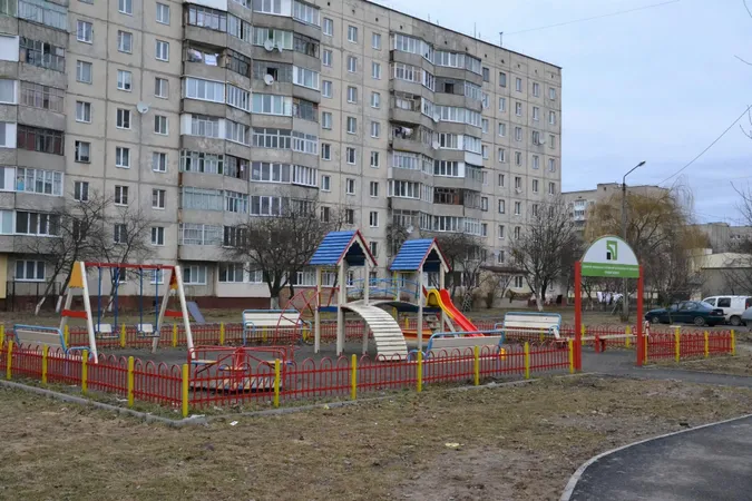 Луцьку бракує нормальних ігрових майданчиків