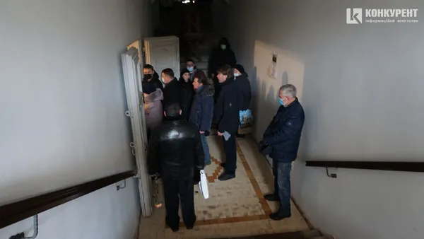Прожив гідне життя: як Луцьк попрощався з митцем Миколою Голованем (фото, відео)