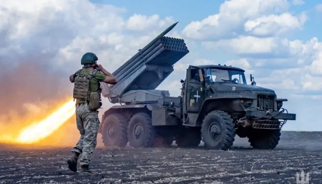Близько 671 400 окупантів, 8988 танків, 17 019 БпЛА: втрати ворога на 15 жовтня