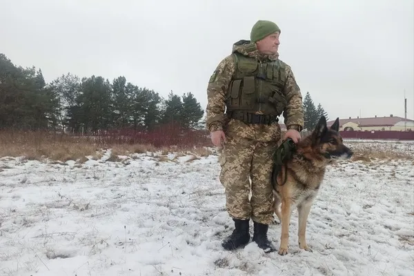 Володимир Ісраілов на військовій службі з Мухтаром