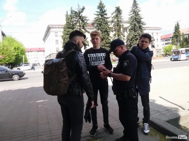 У Луцьку «мерс» збив неповнолітнього велосипедиста і втік (фото)