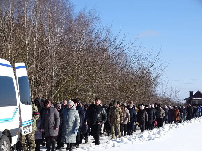 На Волині попрощались з Героєм Романом Махнюком (фото)