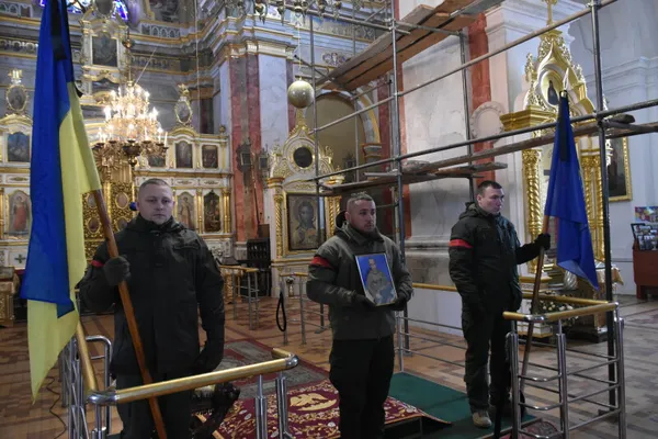 У Луцьку провели в останню дорогу Героя Олександра Баранова (фото)