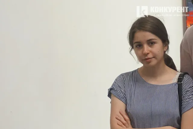 «Зробимо Лесю великою знову»: у Луцьку презентували художню виставку (фото, відео)