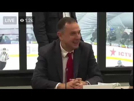 Зеленського налякав гучний звук у Маріуполі (відео)