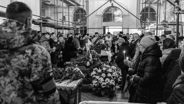 У Луцьку в останню путь провели Героїв Руслана Макарчука та Ігоря Небося (фото)
