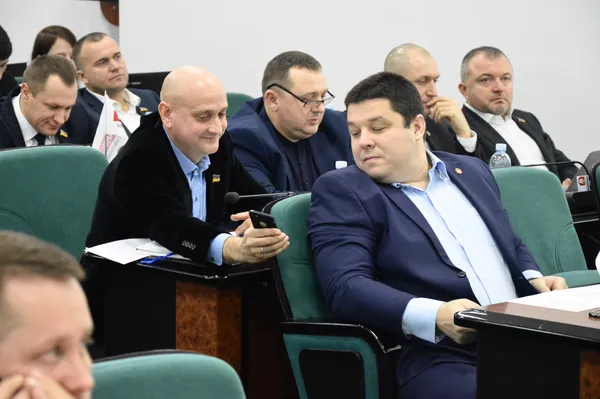 Євген Ткачук все ніяк не міг забути сьогоднішнього прецеденту, і згадував його з посмішкою 