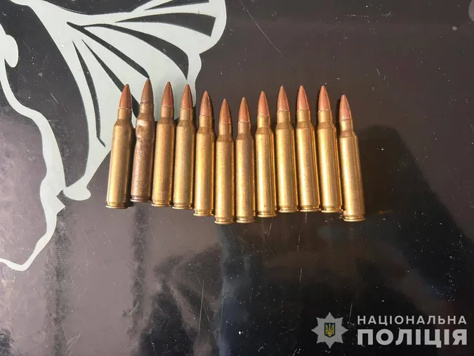 Продавав «зброю таємної дії»: поліція затримала 38-річного волинянина (фото)