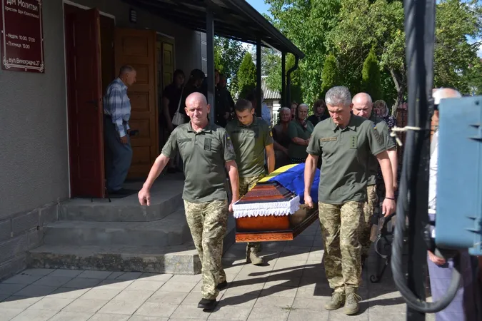 Навіки додому: на Волині попрощалися з загиблим воїном Сергієм Павловським