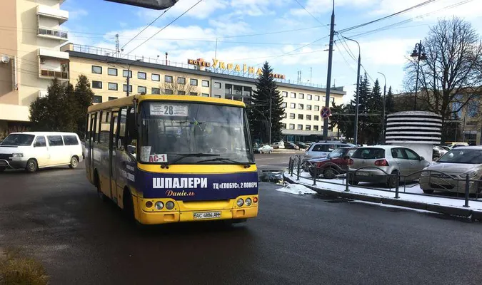 Луцькі перевізники «сфолили». Влада показала «жовту картку» (деталі)