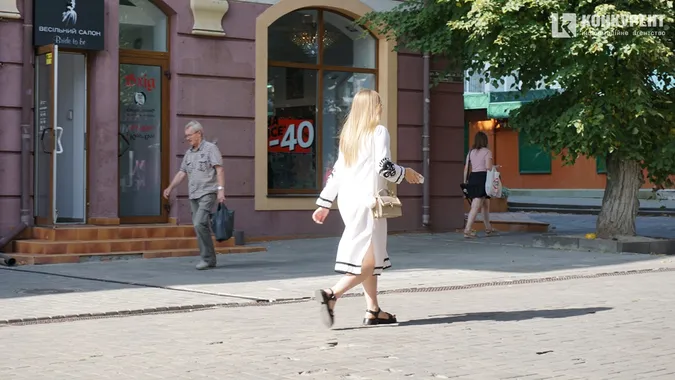 Вишиванки, сонце, діти: як Луцьк зустрів 33-ю річницю незалежності (фото)