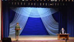 "Ганьба!", квіти та вільні місця: як у Луцьку обговорювали бюджетні мільйони