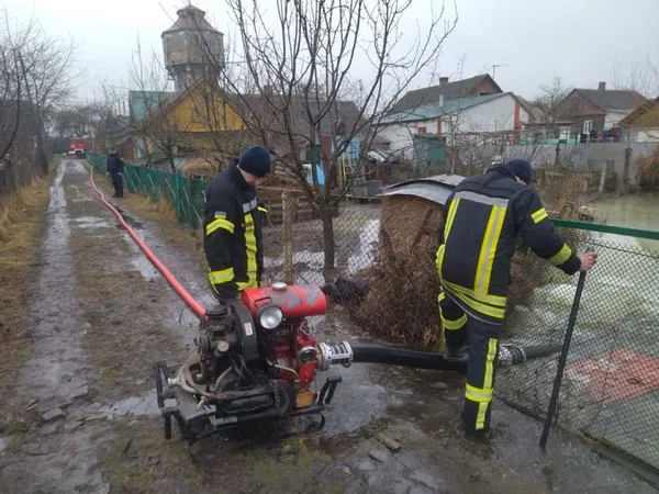 На Старовижівщині загорівся житловий будинок (фото)