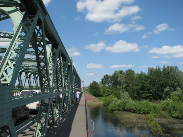 Скільки автомобілів застрягло на польсько-українському кордоні