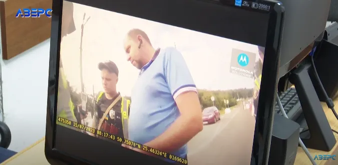 Краще пити вино, а не пиво: луцький суддя порадив, як не спалитися перед патрульними (відео)