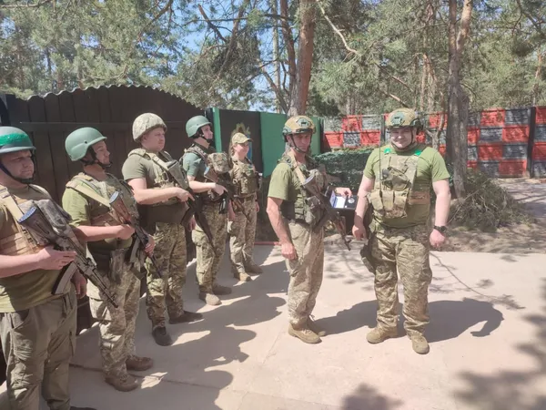 Бійці Камінь-Каширського батальйону Волинської ТРО отримали нагороди (фото)