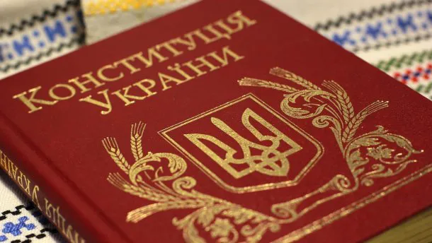 11 пласких питань луцькому адвокату