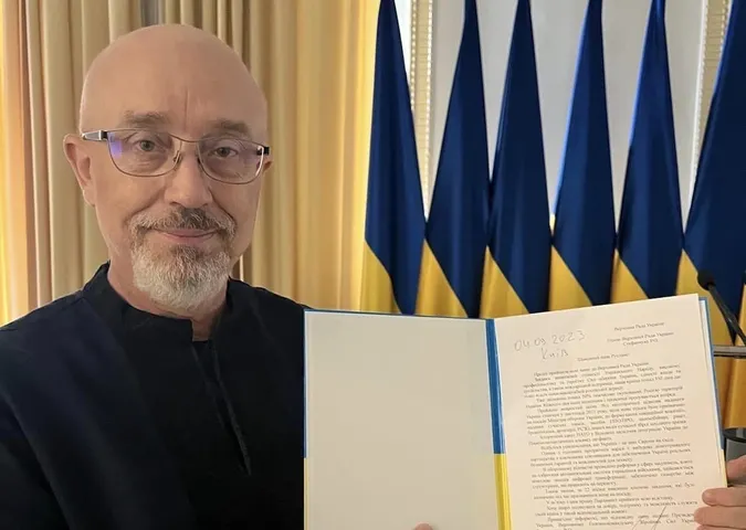 Олексій Резніков написав заяву про відставку (фото)