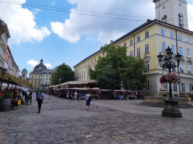 Який вигляд має Львів без туристів (ФОТО)