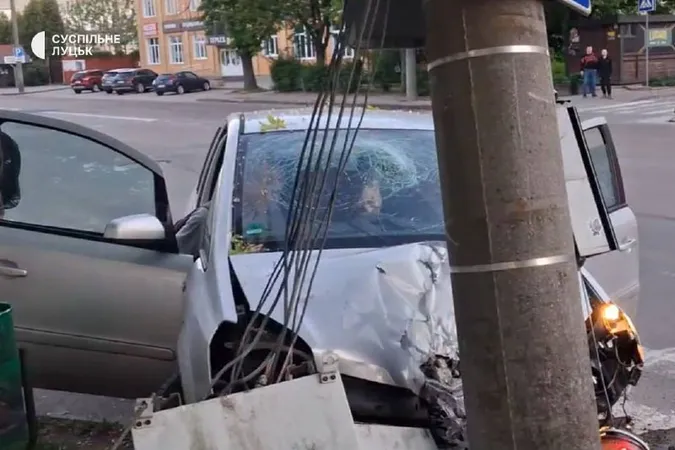 У Луцьку на Відродження – страшна аварія (фото)