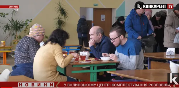 Чи вручають повістки переселенцям на Волині (відео)