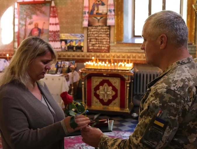 На Волині родинам полеглих прикордонників вручили державні нагороди (фото)