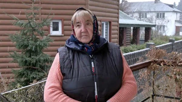«Син купив машину. Його забрали на війну»: на Волині 67-річна жінка навчилась водити авто (фото, відео)