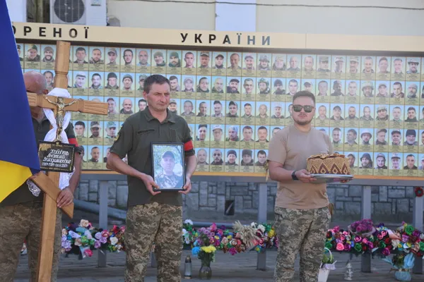 У Луцьку попрощалися із загиблим Героєм Анатолієм Хабовцем (фото)