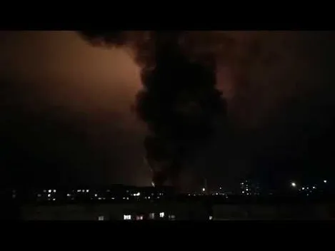 У Кропивницькому прогримів вибух на автостоянці (фото, відео)