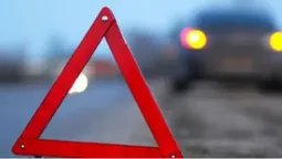 На Молоді у Луцьку зіткнулися мотоцикл та легковик (відео)