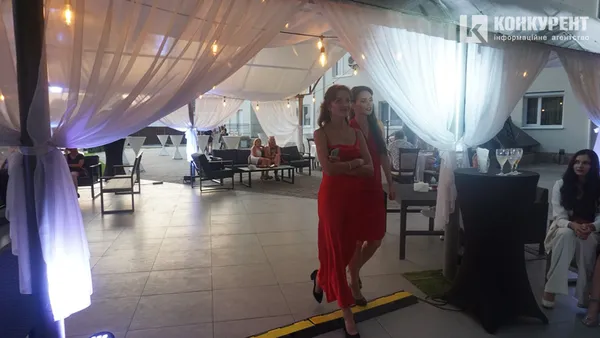 Дискотека, жарти та подарунки: у Луцьку відсвяткували Makis Fest*