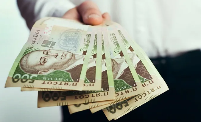 На Волині постачальнику електроенергії переплатили понад 200 тисяч гривень
