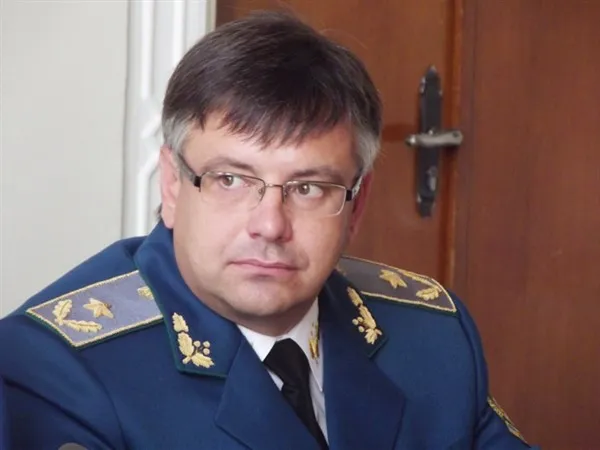 Подробиці справи екс-начальника Ягодинської митниці, звинуваченого у корупції