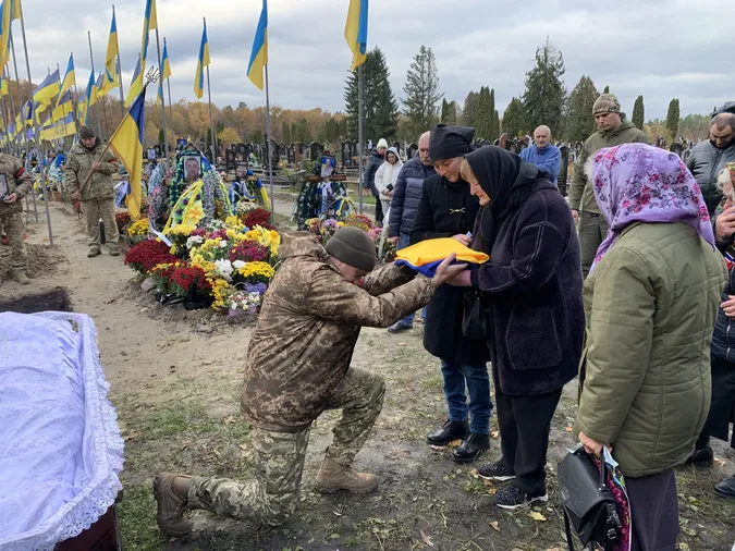 У Луцькому районі попрощалися із загиблим воїном Петром Масюком (фото)