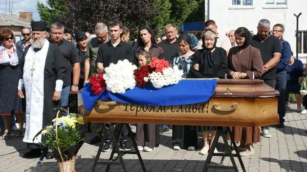 Майже два роки вважали зниклим: на Волині поховали захисника Андрія Білана (фото)