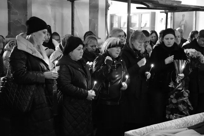 У Луцьку попрощалися із загиблим на Запоріжжі Романом Домановим