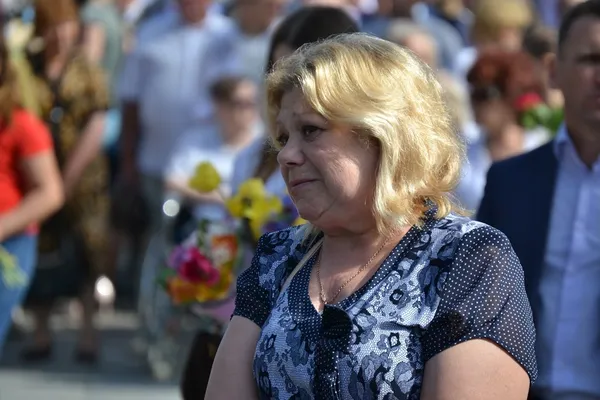 Мовчки та зі сльозами: у Луцьку вшанували пам'ять жертв Другої світової війни (фото)